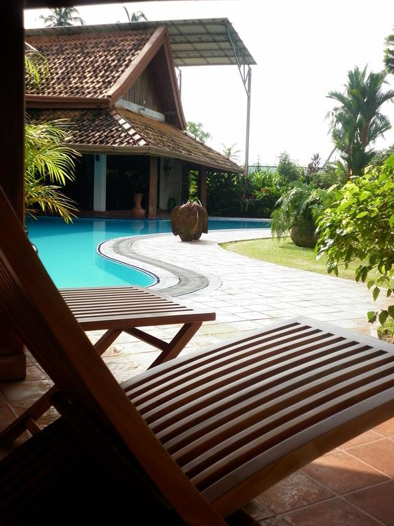Blue Water Villa พิลิยันเดเล ภายนอก รูปภาพ